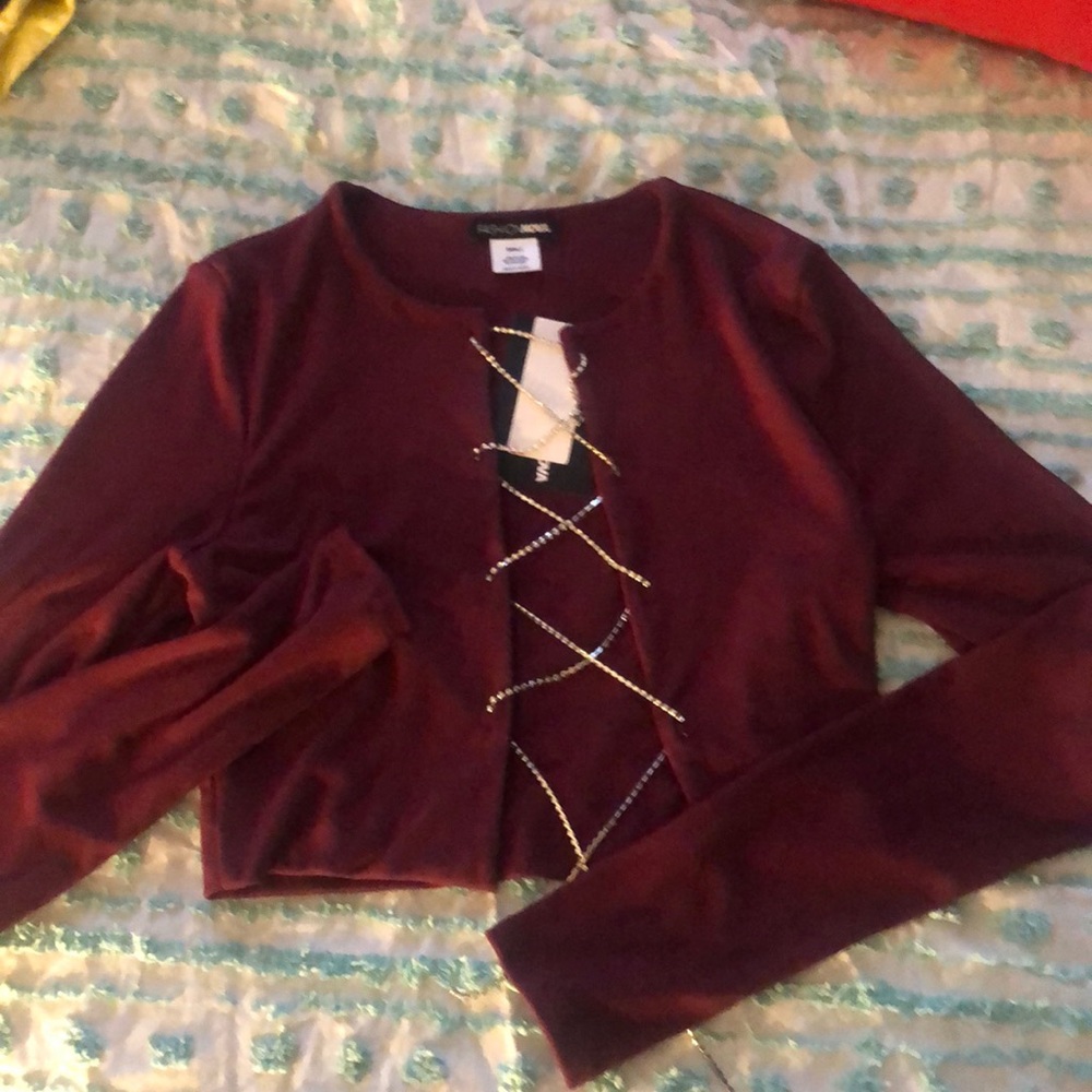 Peek a boo crop top